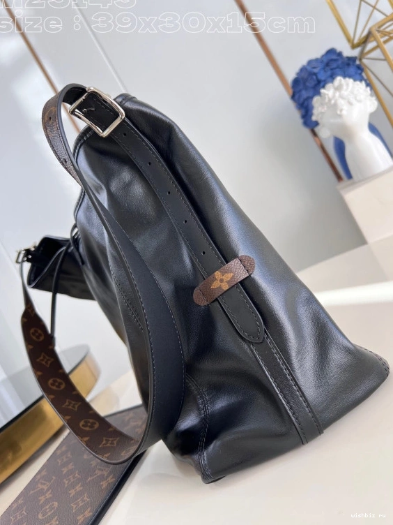 WIS x 15cm 30 CarryAll x 39 VUITTON LOUIS MM- 0303